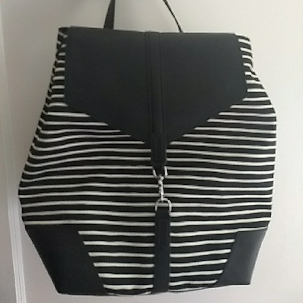 Stella & Dot Ava backpack